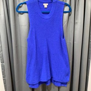 Sleeveless sweater